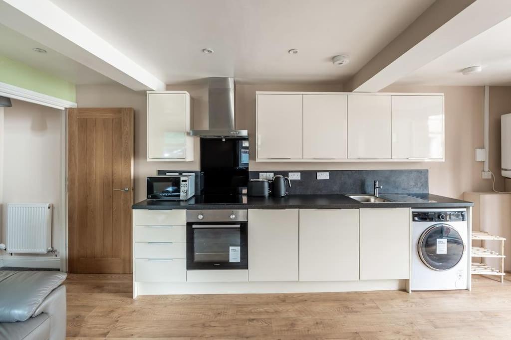 Milo'S Place Is A Home From Home Egremont  Exterior foto